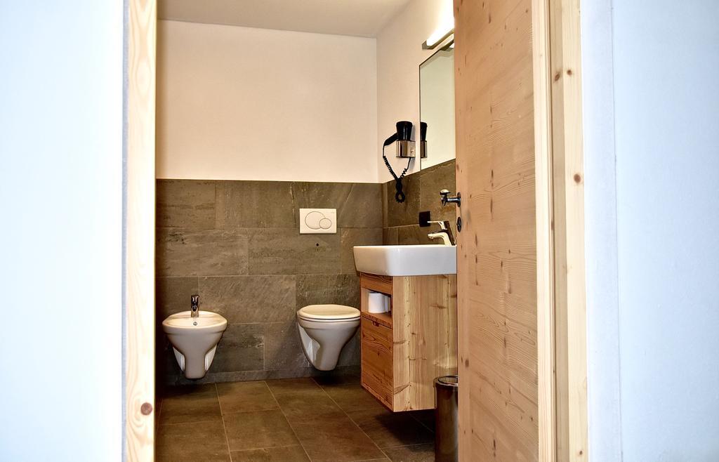 Aparthotel Putzerhof à Funes  Extérieur photo