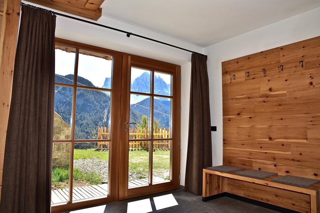 Aparthotel Putzerhof à Funes  Extérieur photo