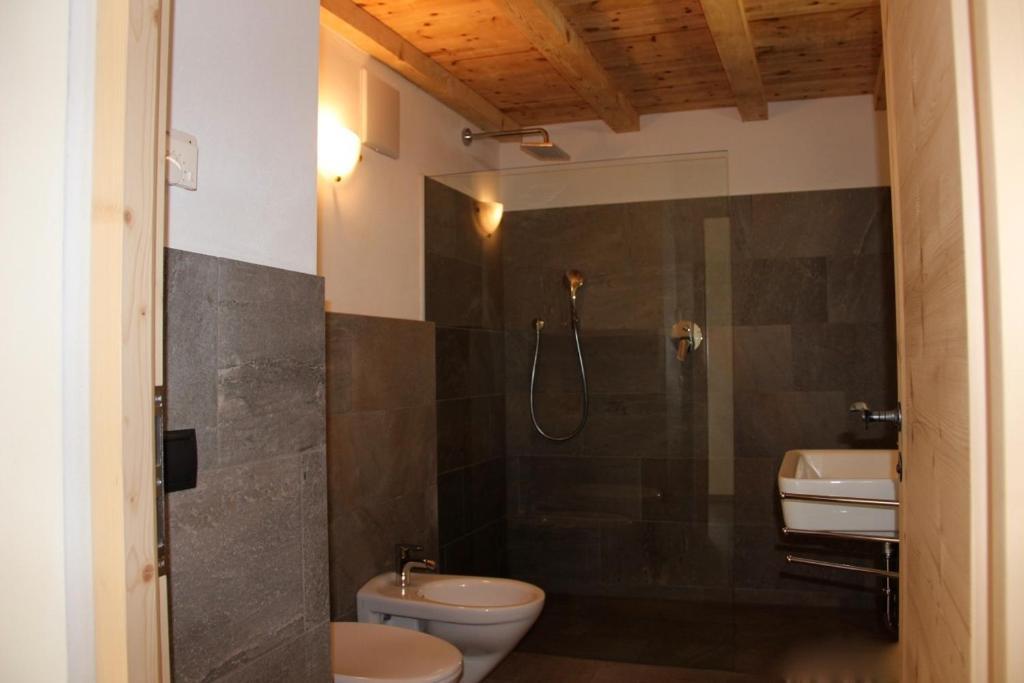 Aparthotel Putzerhof à Funes  Extérieur photo